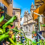 Charming Studio In The Heart Of Historic Center