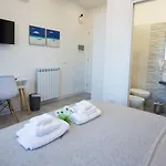 Ri.Mo\'S Rent Room