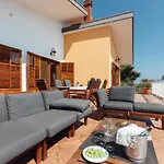 Appartamento In Villa Con Accesso Al Mare, Vista Mozzafiato