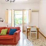 Mondello Sea View Beach Apartment