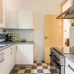 Mondello Sea View Beach Apartment
