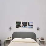 Vintage Rooms