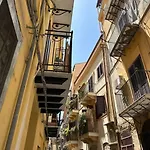 Cusciuliu House
