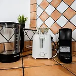 Rf Apartments & Suites