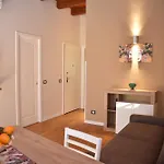 Kanat Apartment