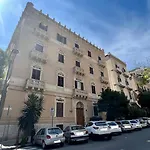 Intero Appartamento In Centro Citta Via Liberta-Piazza Croci-Teatri Politeama E Massimo