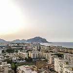 Medea Suite Panoramic