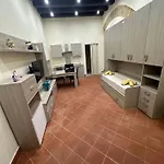 Ecce Home