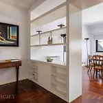 Edward Apartment By Domusicily
