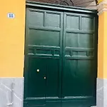 La Casetta Paterno “Nel Cuore Pulsante Di Palermo”