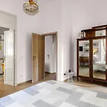 Giachery House Palermo, Vicino La Metro A Due Passi Dal Centro