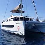 Catamarano Lux