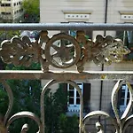 Chez Moi