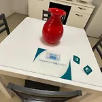 Un Passo Dal Porto