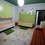 Harriets House