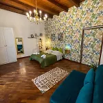 Charming House In The Historic Center Of Palermo
