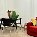 Pippo\'S Home, Appartamento Moderno, Accogliente E Con Spazio Esterno Privato Vicino Tra Mondello E Il Centro Storico Di Palermo