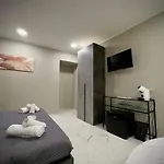 Avusa Home II