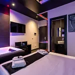 Maximum Hub Suite&Spa