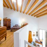Charming Apartment In The City Center By Wonderful Italy
