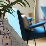 T-Home / Stylish Apartment Palermo Center