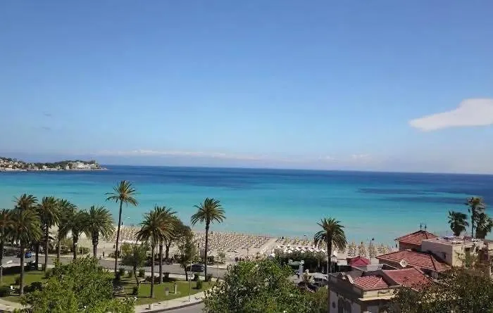 Mondello Sea View Beach Apartment