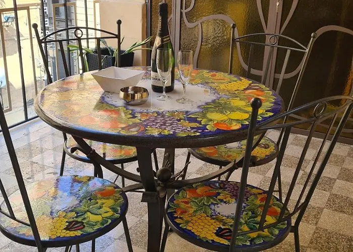Ballaro Guest House