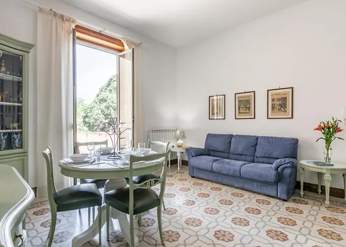 Botanical Gardens And Villa Giulia Lovely Apartments