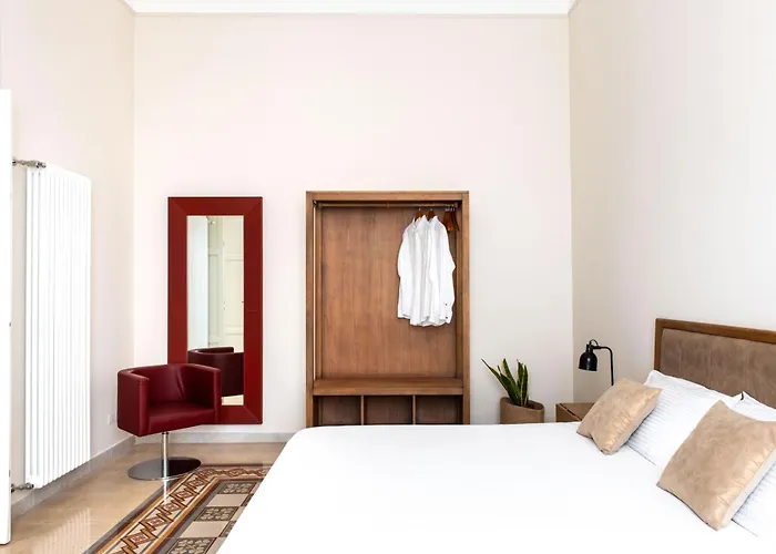 Crispi Apartments