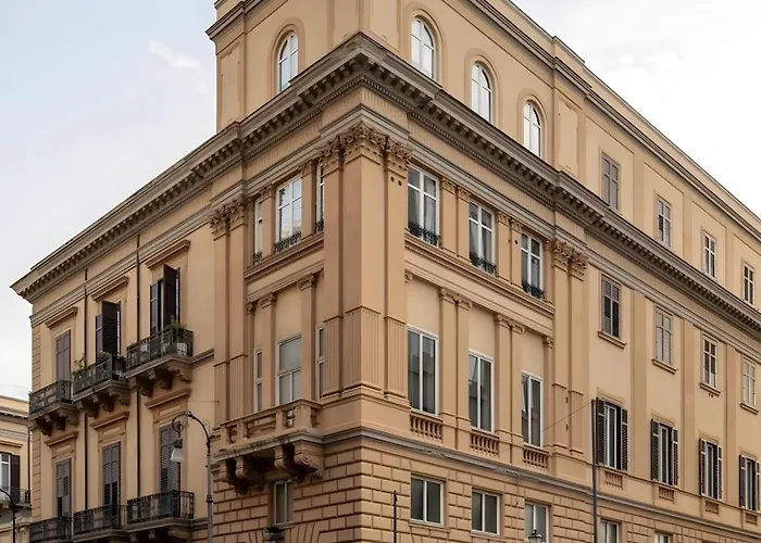Palazzo Monteleone Suite