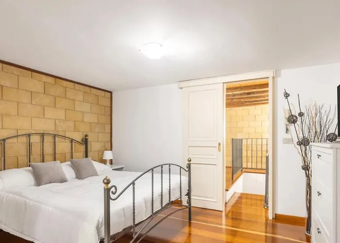 Florio Apartment