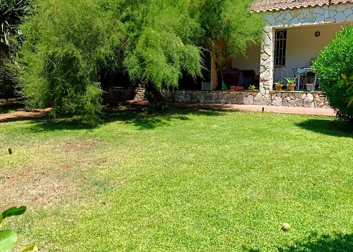 Casa In Giardino A Pochi Passi Dal Mare