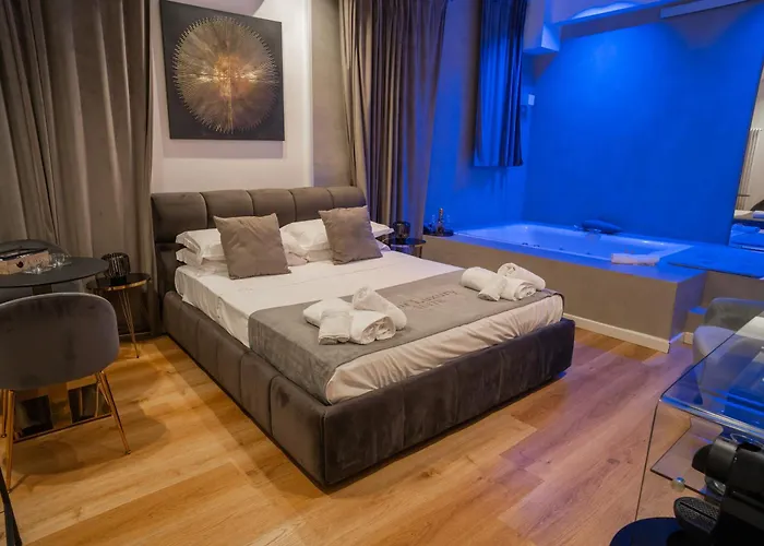 Four Luxury Suite