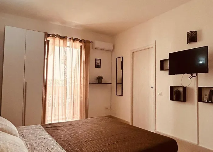 Lions Room Ballaro