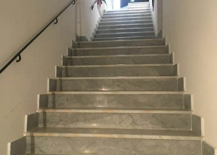 Discesa Delle Capre