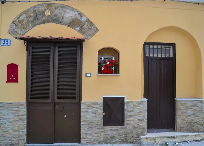 Santa Rosalia 33 - Centro Storico