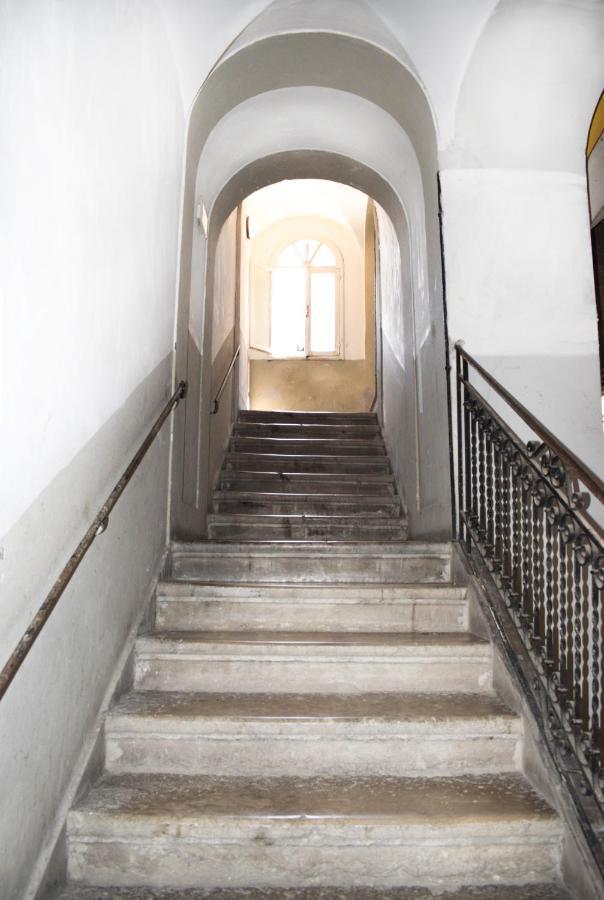 Porta Vicari With View In Downtown Apartment Palermo