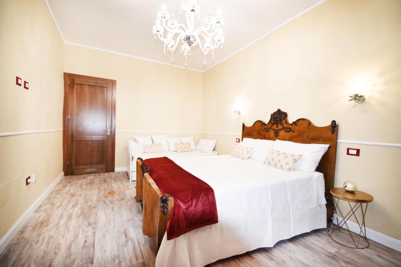 Luxury Via Genova Apartment