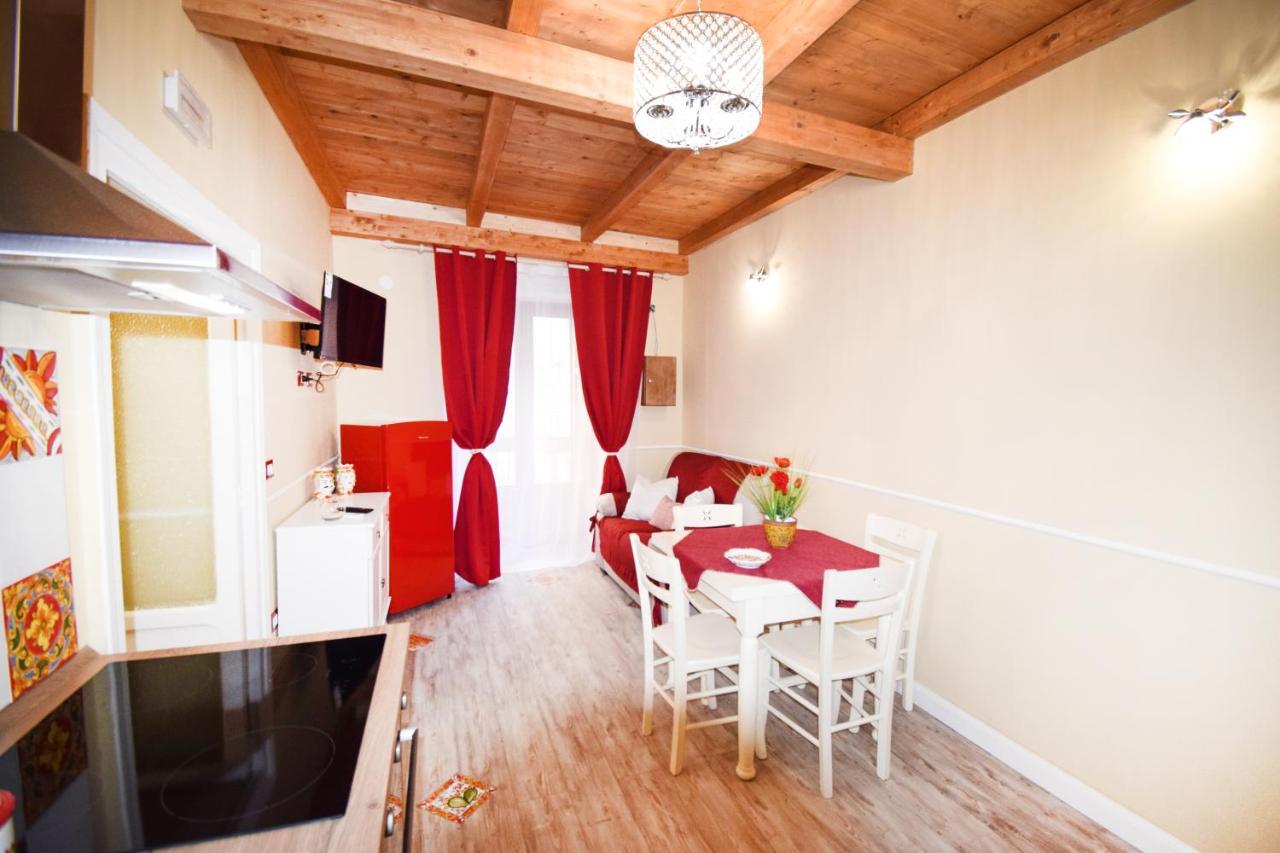 Luxury Via Genova Apartment