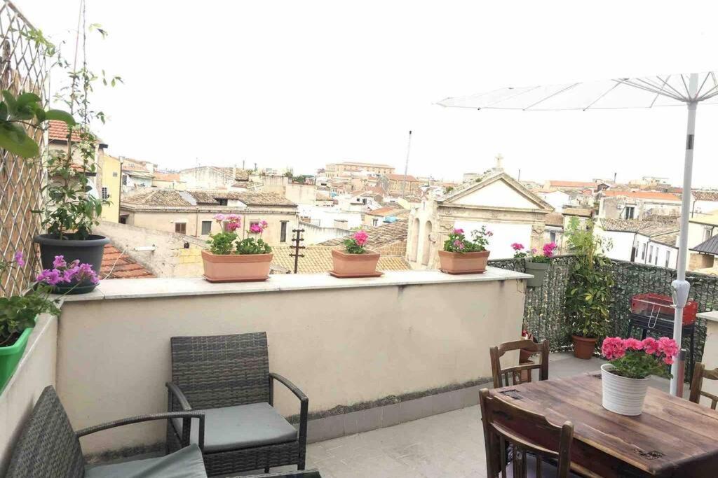 Apartment Rooftop Garden Vucciria Palermo