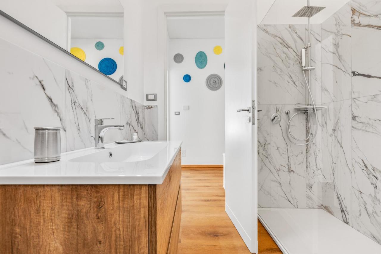 Residenza Dei Poeti - Roomy And Modern Flat Apartment Palermo