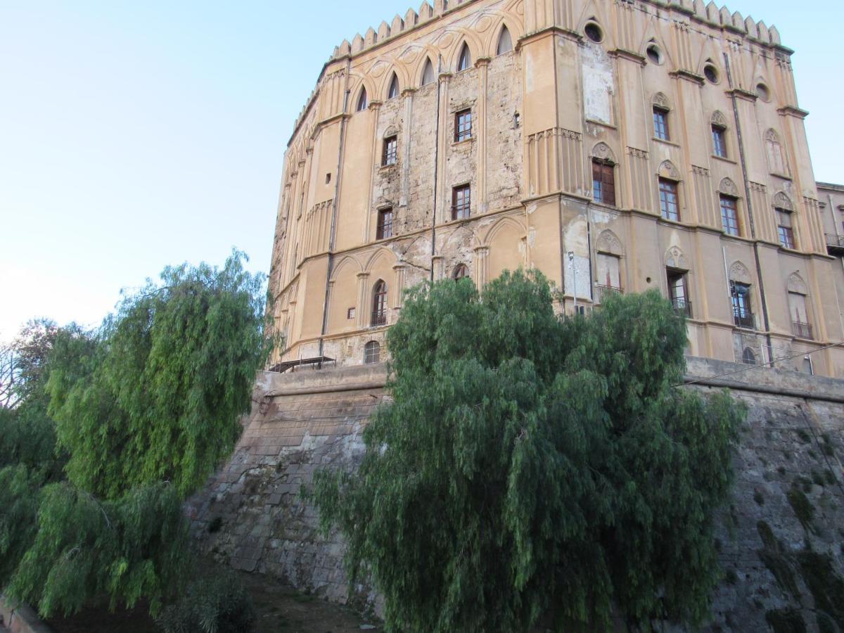 A Casa Di Olga Apartment Palermo