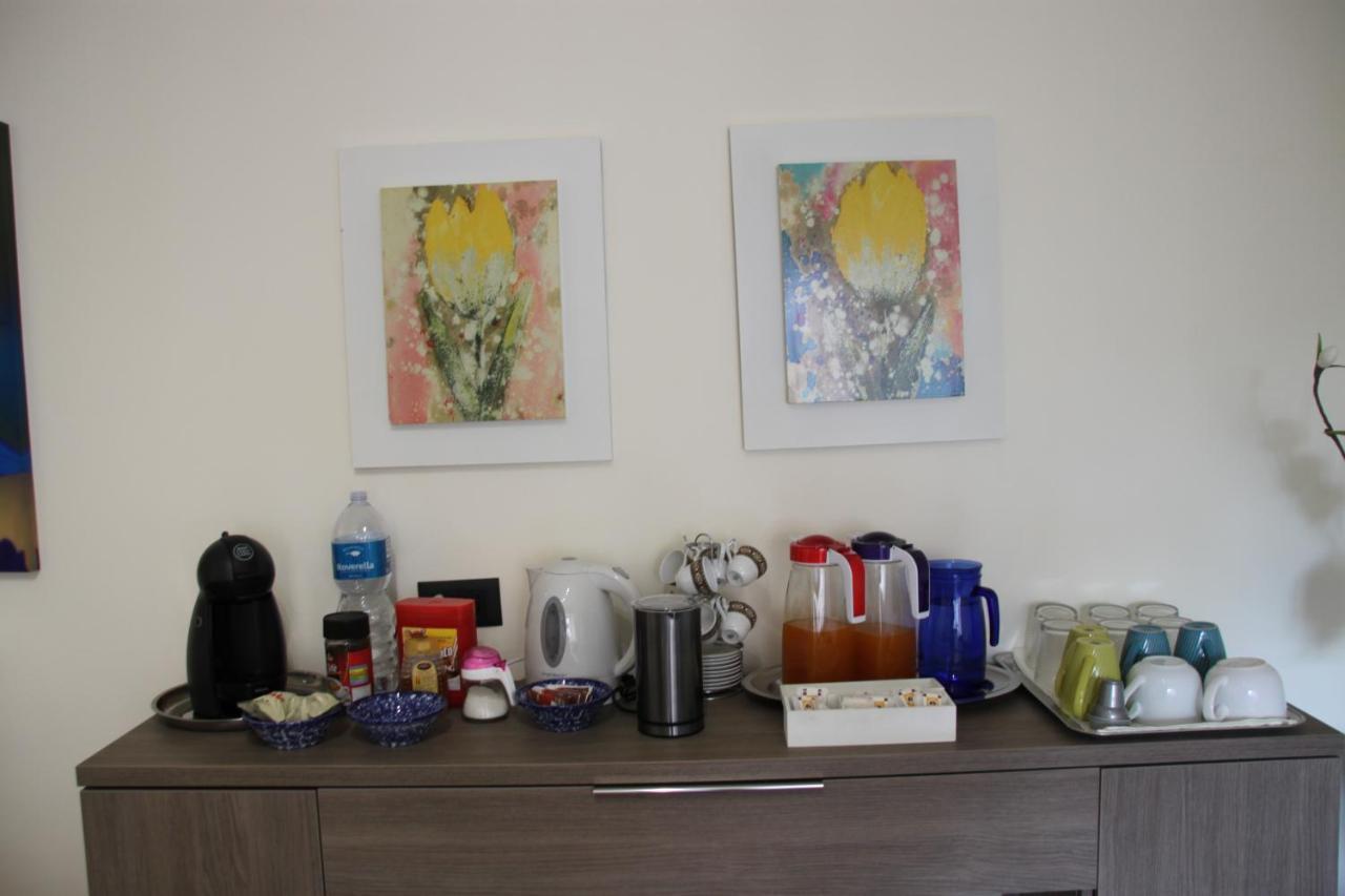 Alexander-room&breakfast 2*
