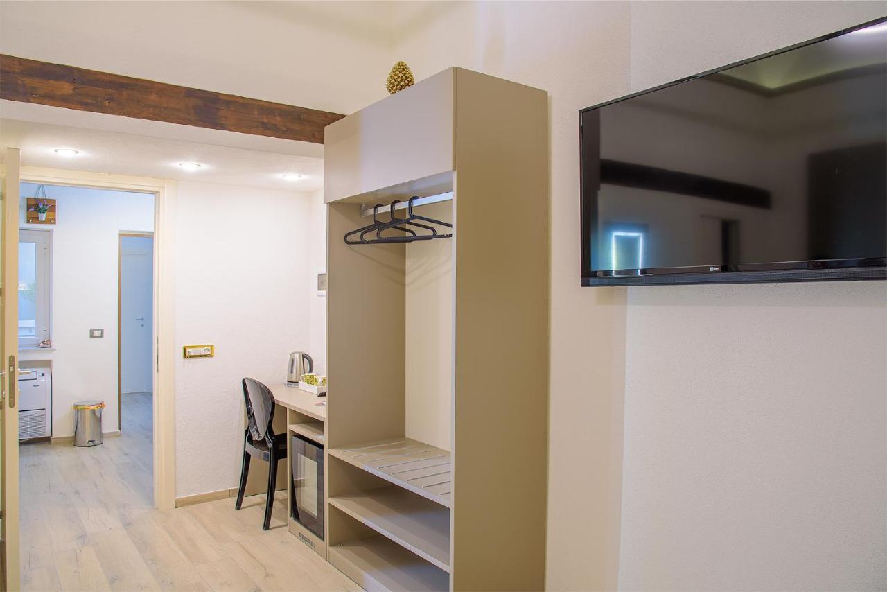Barlaman Luxury Guest house