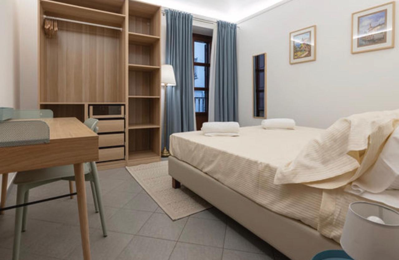 H Urban Apartment