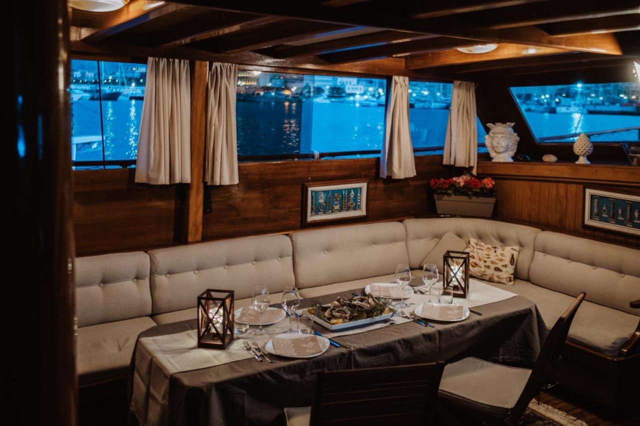 Sicily Sea Charter Hande Capo Galera Botel