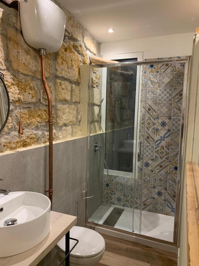 Alle Antiche Mura Di Casa Professa * Palermo