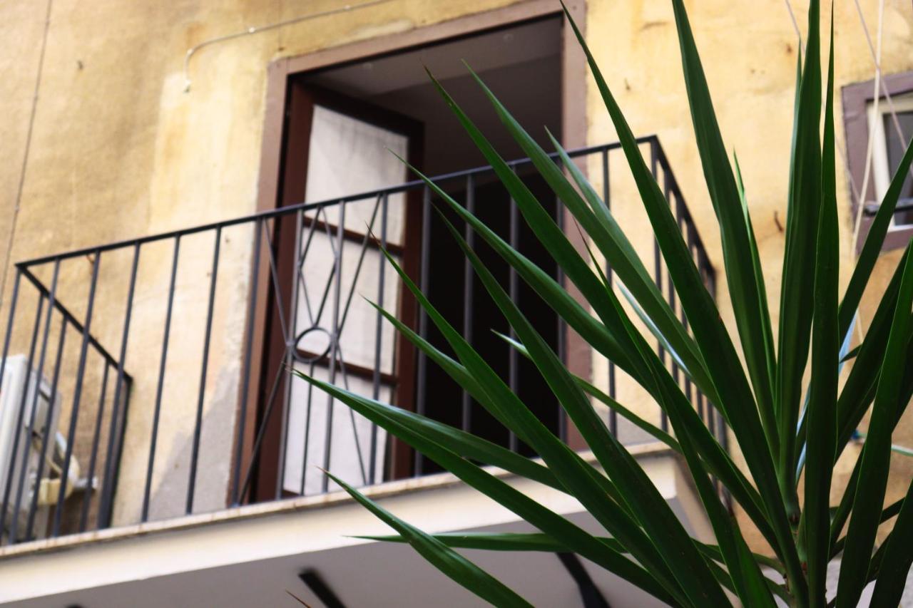 Palazzo Cuto & Charme Apartment