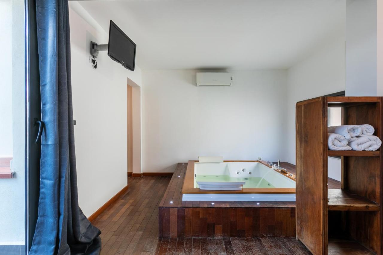 Castello Della Zisa Flat With Jacuzzi And Terrace Apartment Palermo