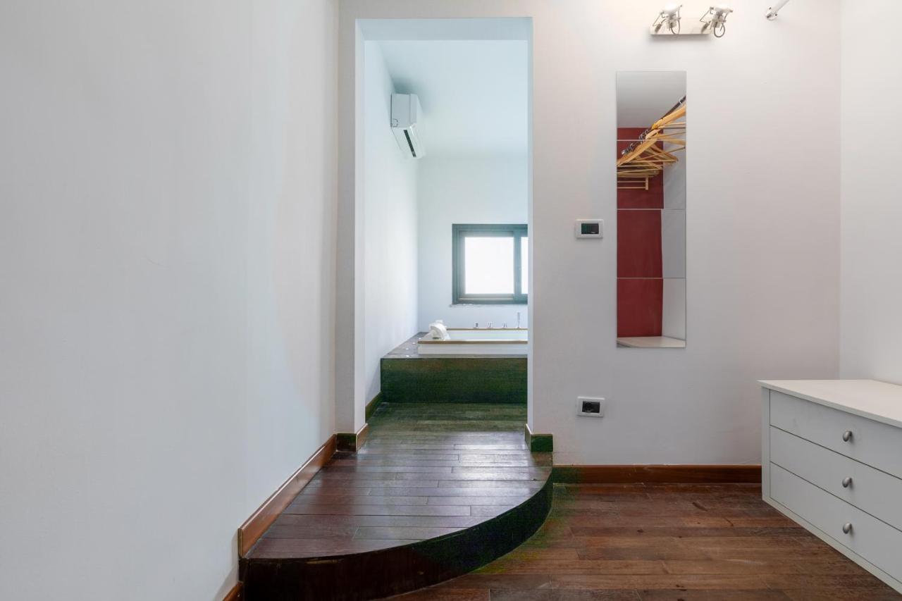 Castello Della Zisa Flat With Jacuzzi And Terrace Palermo